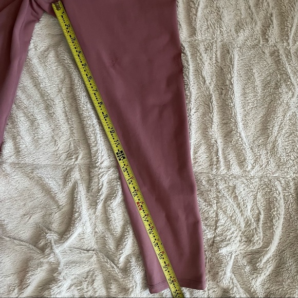 Fabletics Active Wear Capri Leggings / Size L - Picture 6 of 8